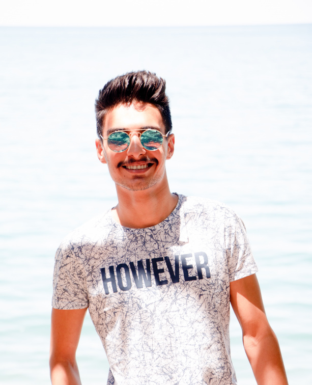 Mr.Pmn